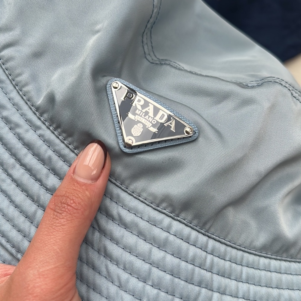 PRADA RE-Nylon bucket hat with dust bag - Picture 10 of 10